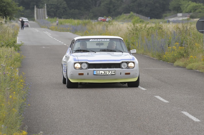 Einmal Capri, immer Capri – Fans des Sportwagenklassikers besuchen mit ihren automobilen Lieblingen die Ford-Werke